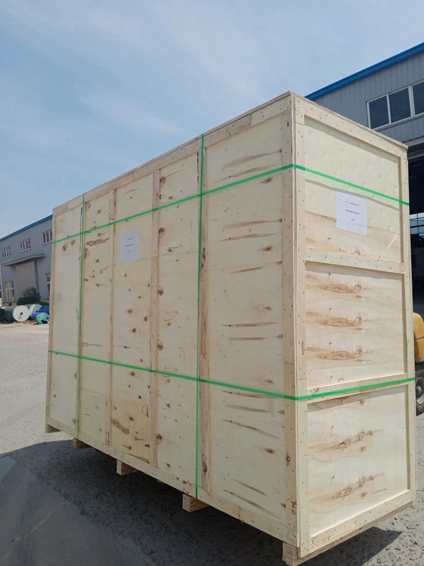 Large wooden crate for export window and door order